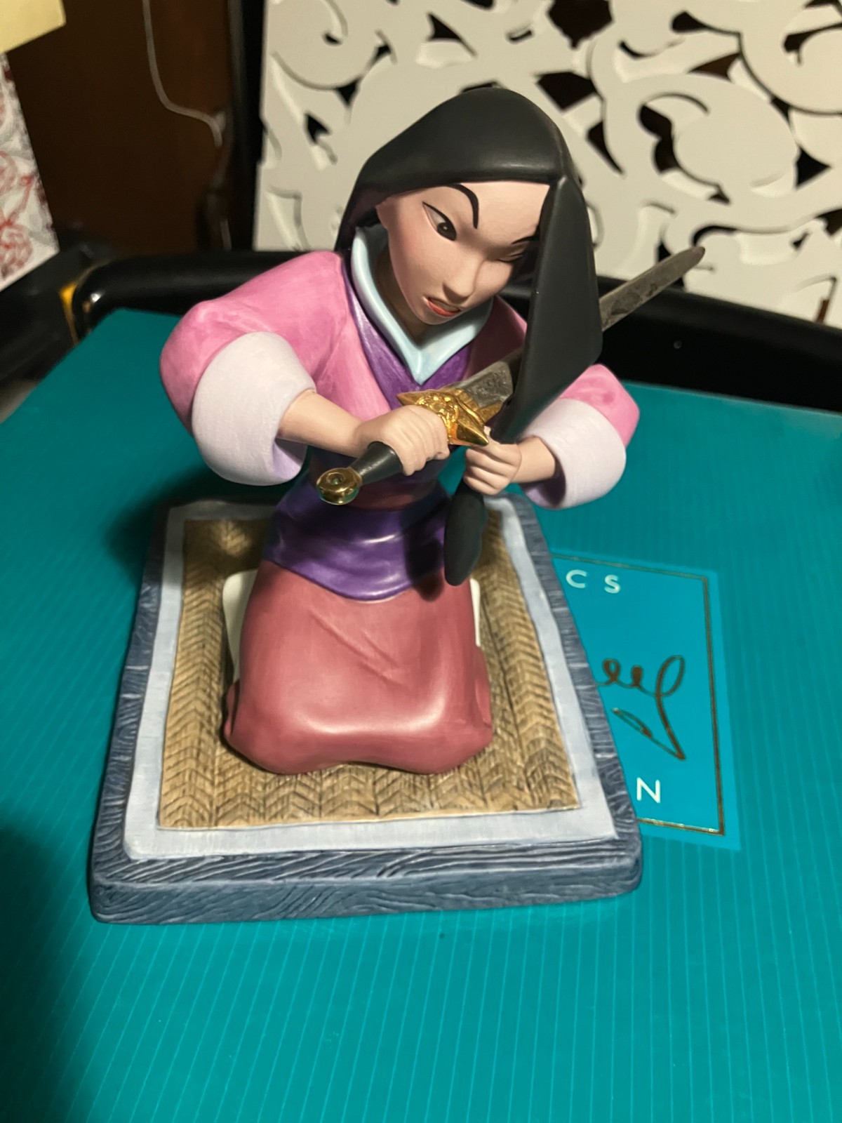 WDCC Mulan Honorable Decision Figurine, COA