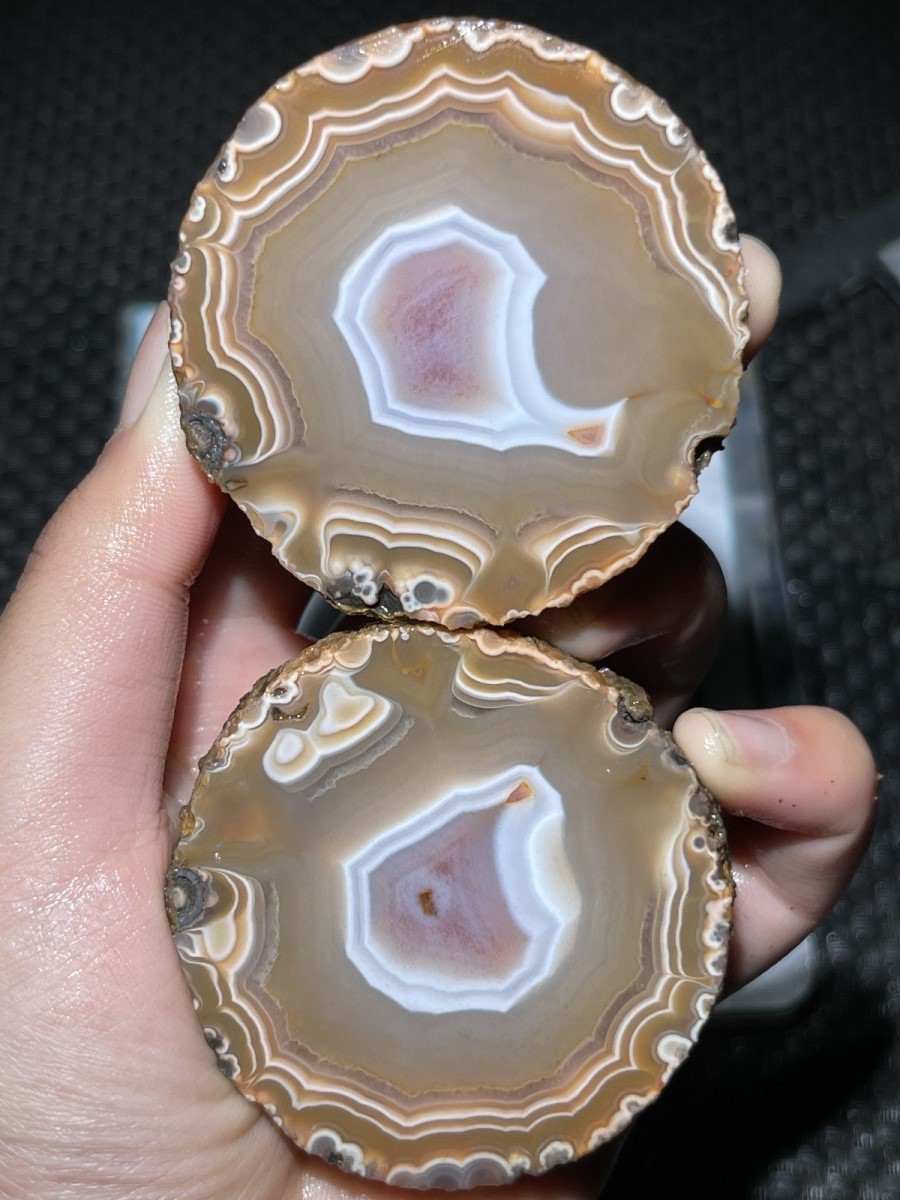 1pair China Natural Warring State Red Agate Quartz Crystal Specimen 211g 6