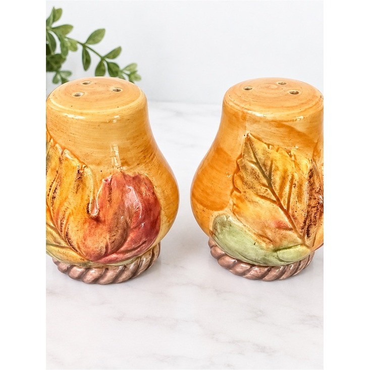 Vintage Gibson Harvest Fruit Salt & Pepper Shaker Set Fall Decor Ceramic