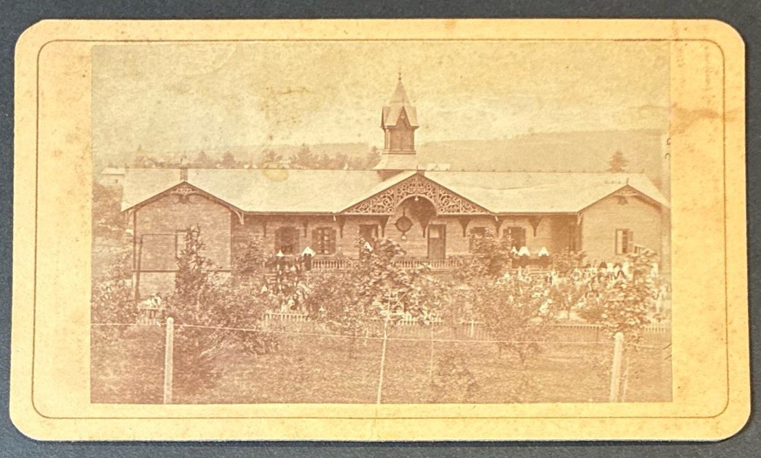 PUTNAM, CT ~ CONVENT MANSION ~ Carte de Visite CDV c. 1860s - 1870s