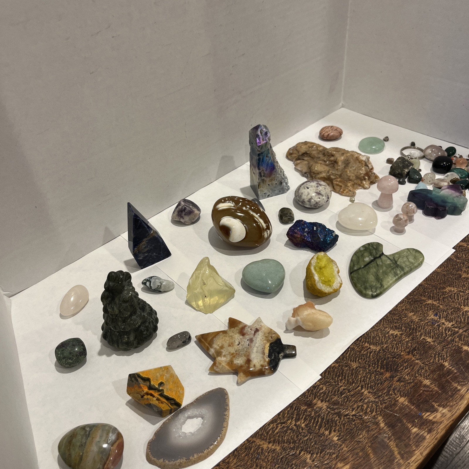 Large Lot various polished gemstones, crystals, and minerals Shapes See Pics