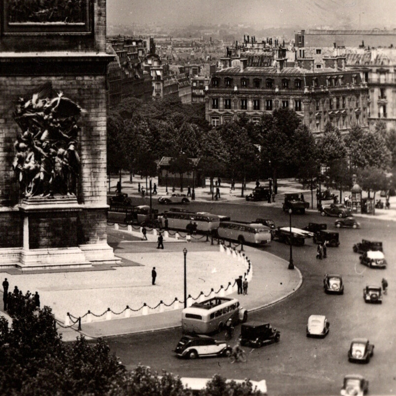 Vintage 1930s RPPC Arc De Triomphe Cars Buses People Paris Postcard France