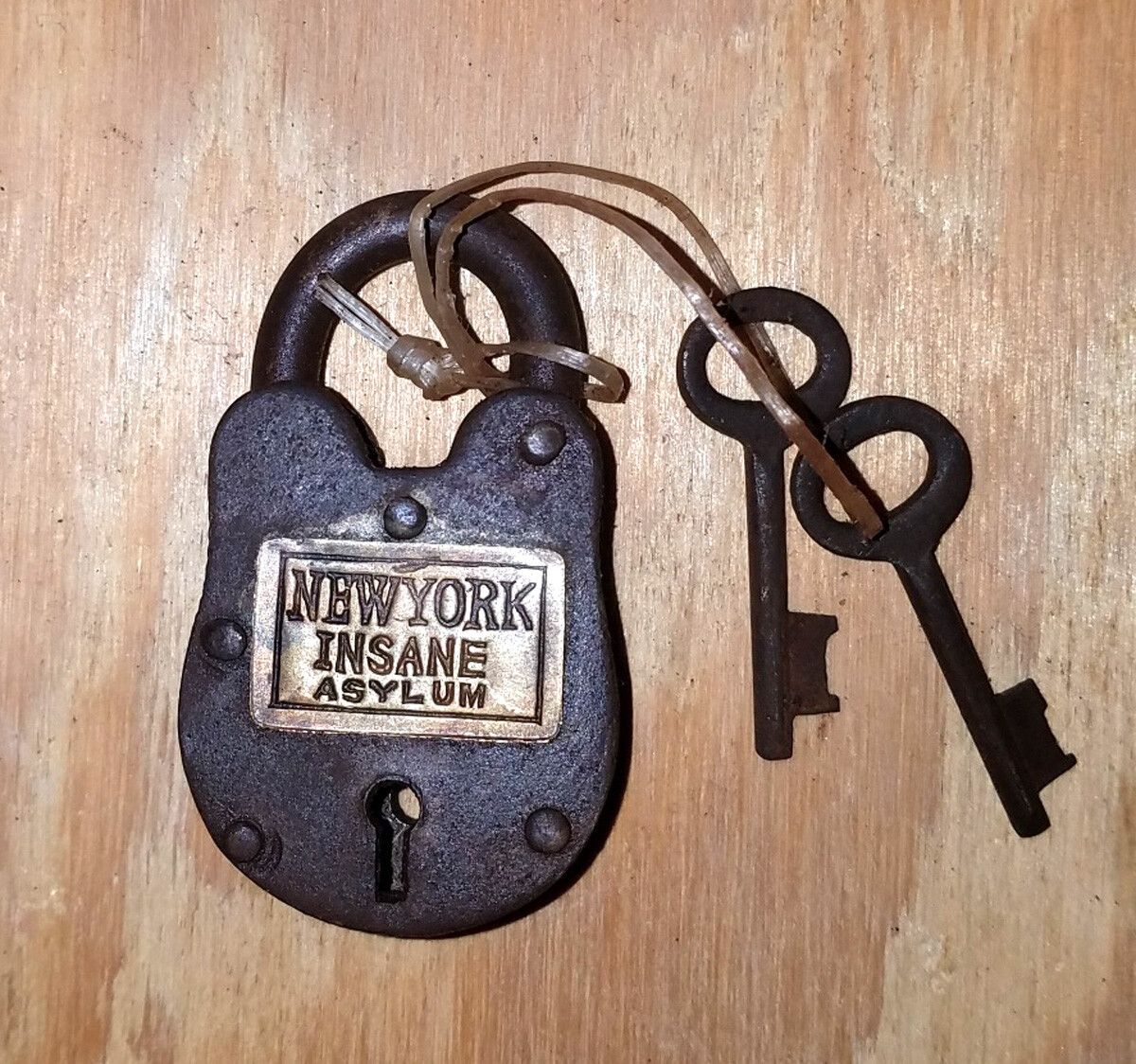 New York Insane Asylum Cast Iron Working Lock With 2 Keys Rusty Antique Finish  