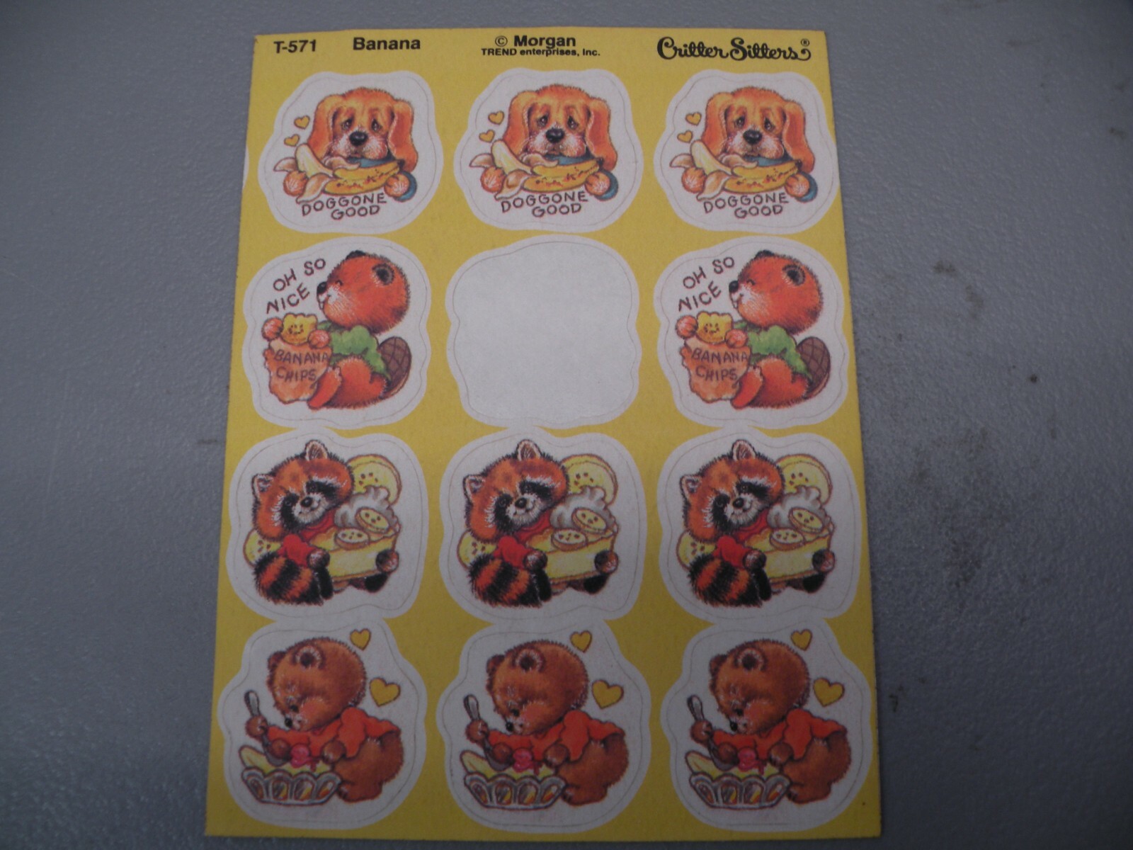 Rare Vintage 80's Trend Scratch n Sniff Critter Sitter Banana Sticker Missing 1