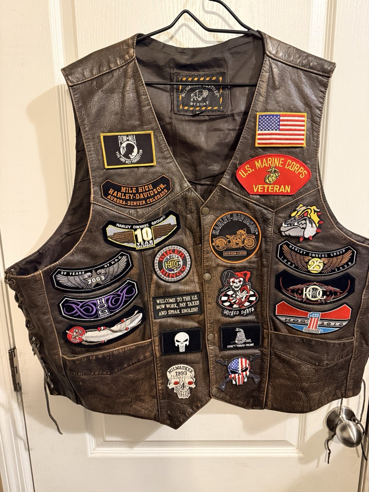 Vintage Milwaukee Leather SHAF Biker Vest Size 56 Harley HOG USMC Patches