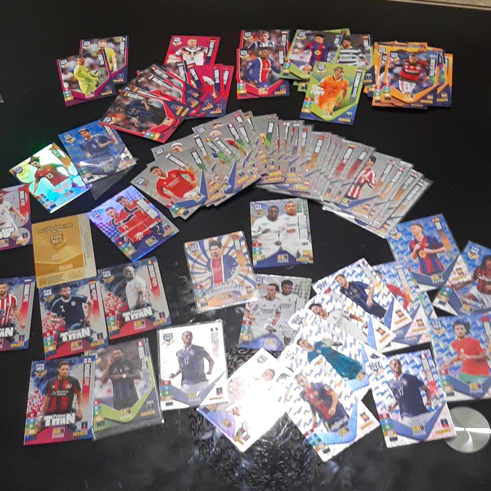 PANINI ADRENALYN FIFA 365 LOT 180 CARDS ANY CARD NEW