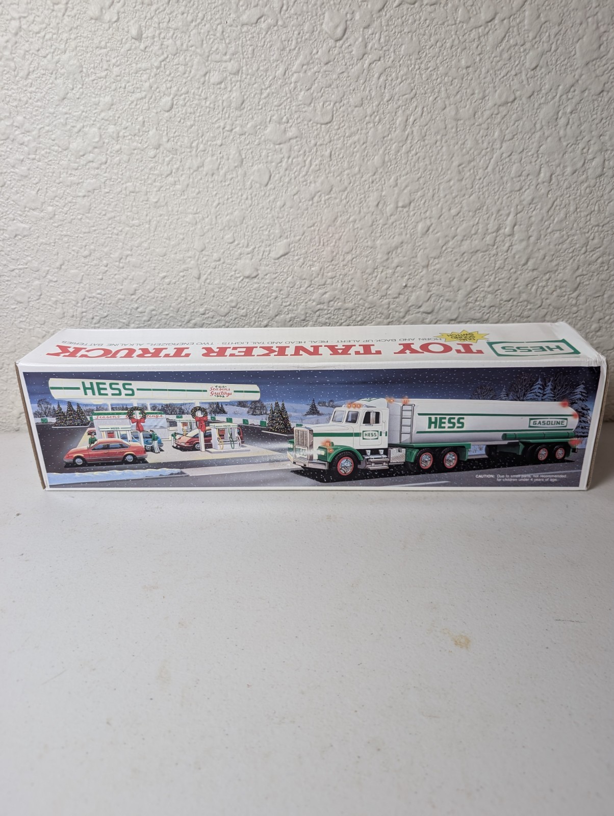 1990 Vintage Hess Toy Tanker Truck Horn Back-up Sound Head & Tail Lights New