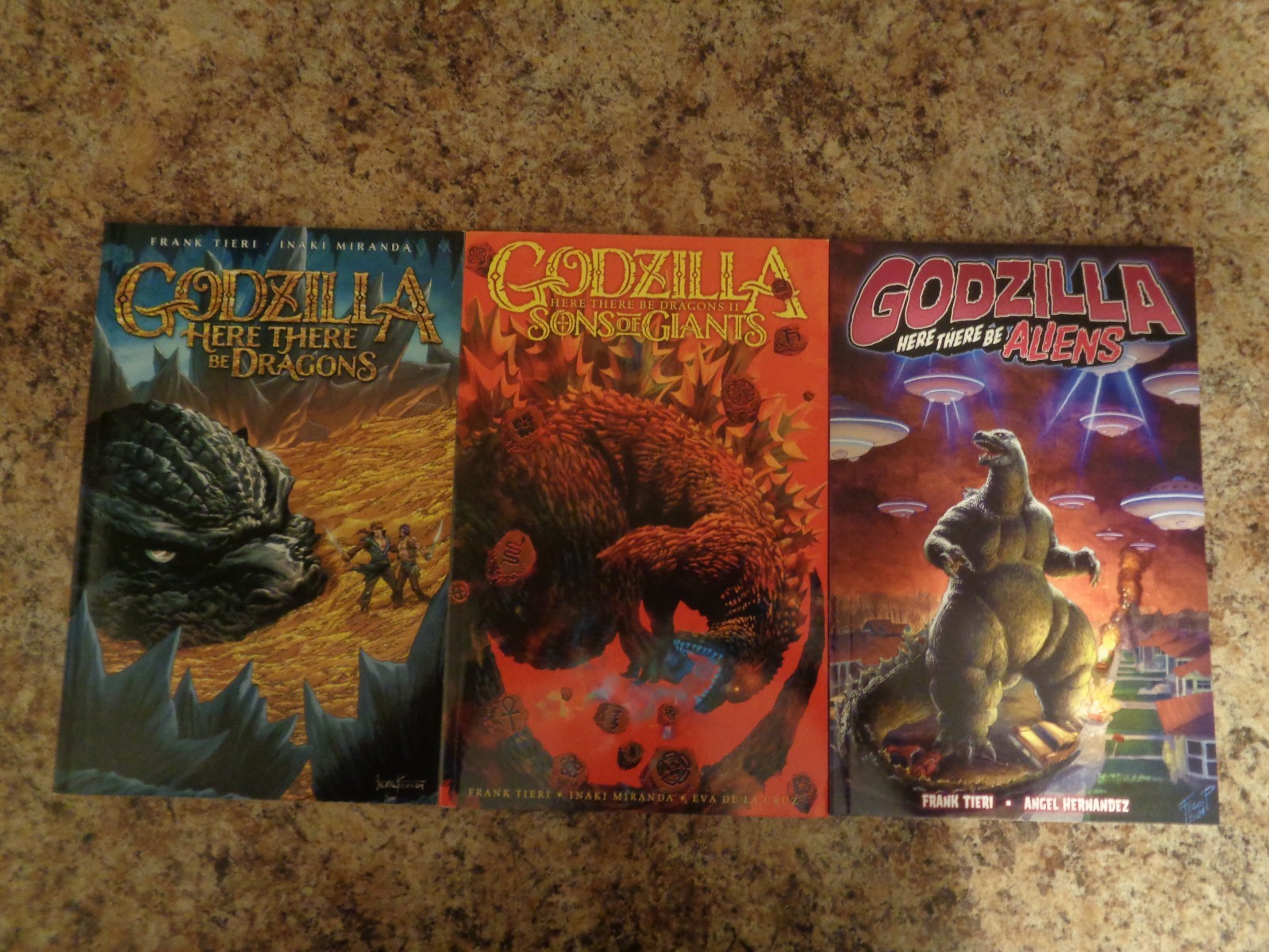 GODZILLA HERE THERE BE DRAGONS GRAPHIC NOVEL  SET