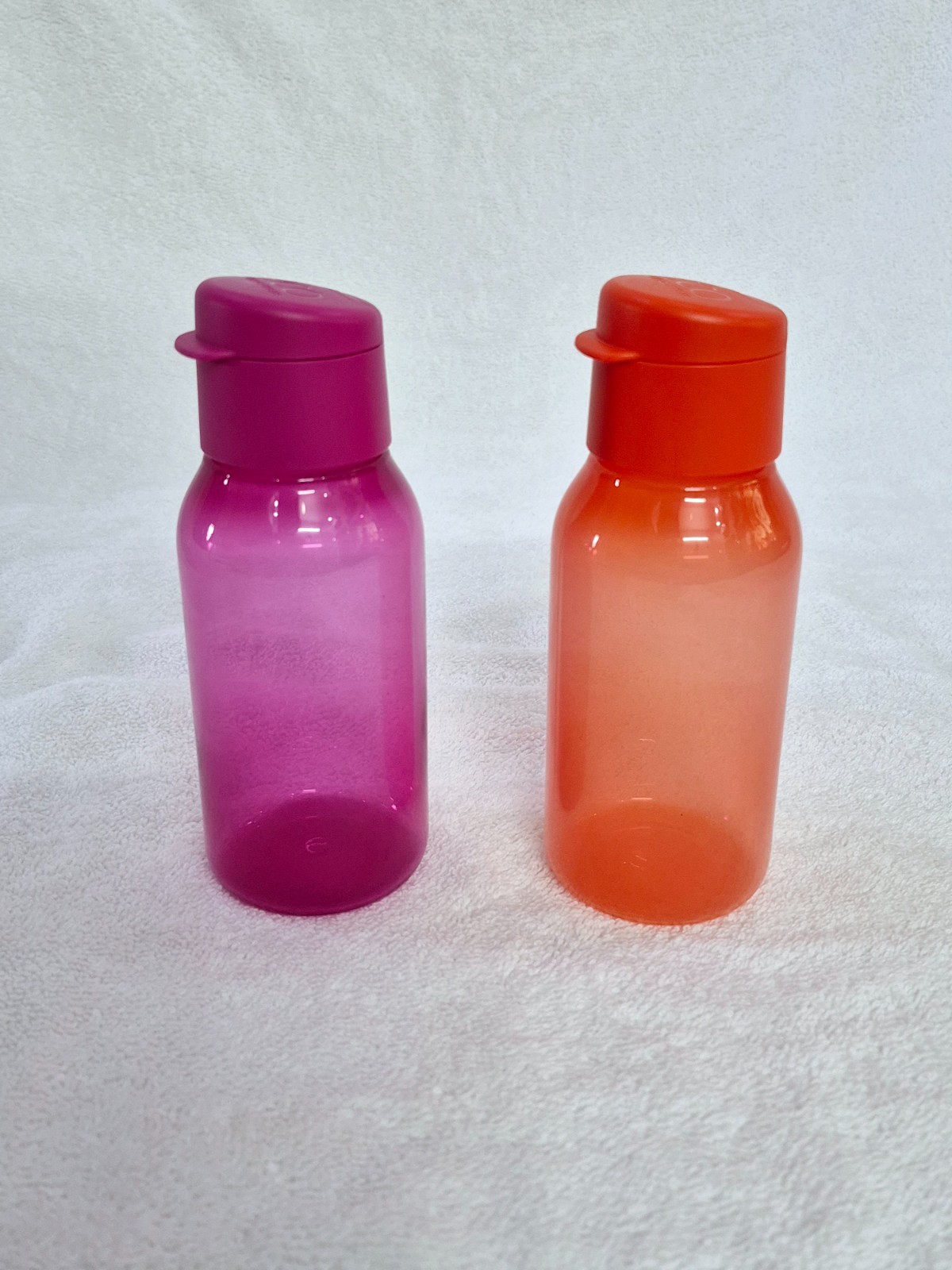 Tupperware Sport/Flip cap Water bottles set of 2-350ml/12oz- New- Dual colors