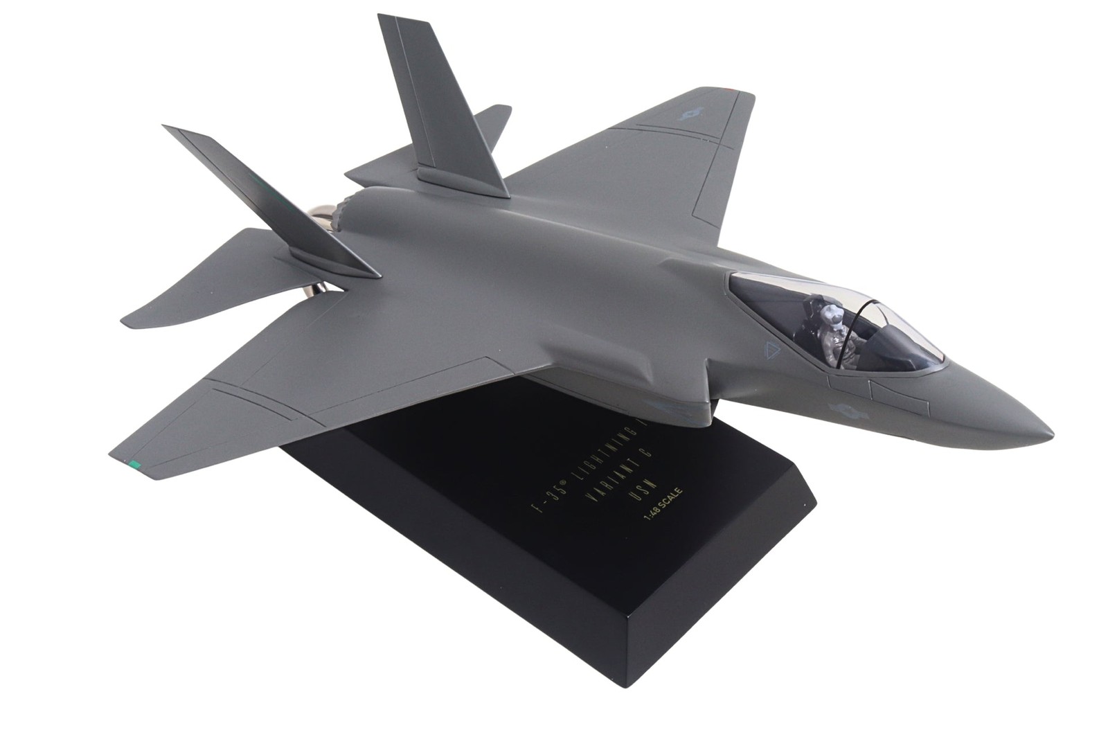 USN Lockheed F-35C Lightning II Carrier Version Desk Top 1/48 Model XX Airplane