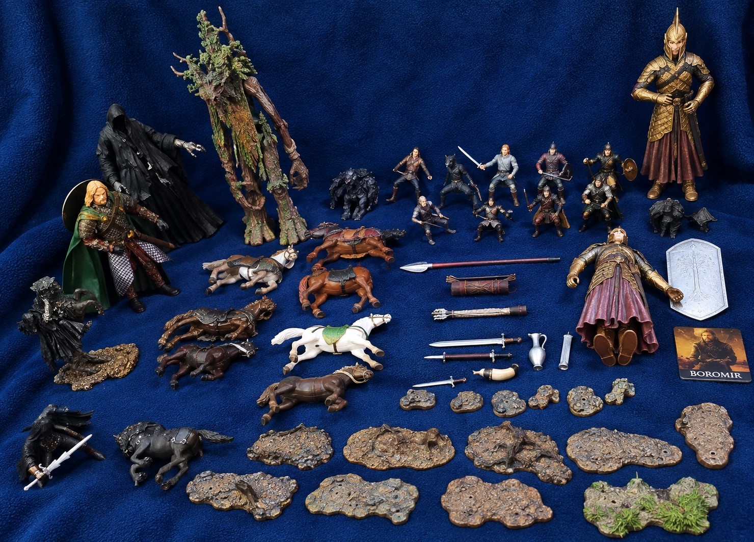 LOTR Lord of the Rings 2003 2004 Figure Lot 40+ Ringwraiths Horses Accessories
