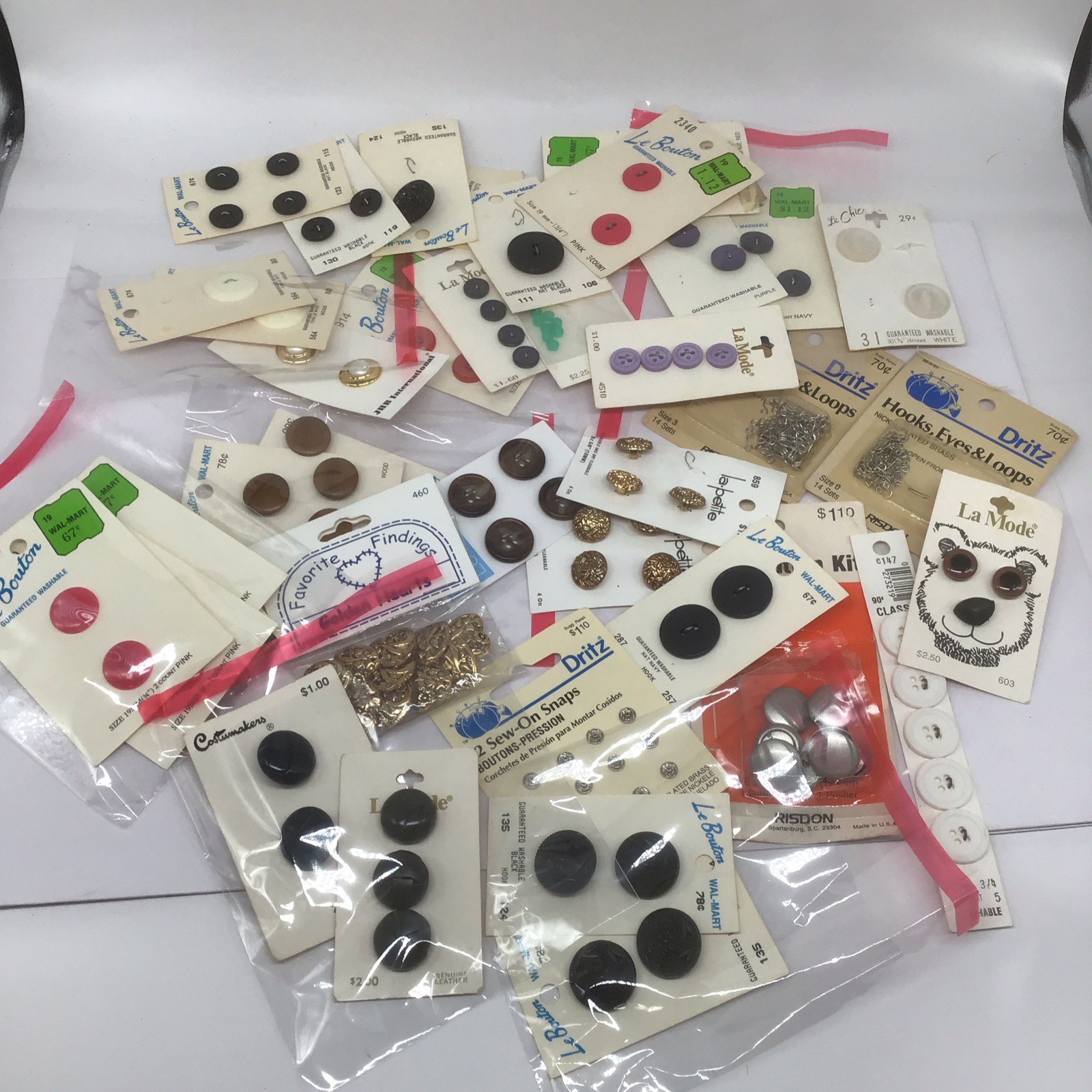 VTG NOS Mixed Lot Sewing Buttons & Fasteners Snaps Hooks & Eyes Loops Multicolor