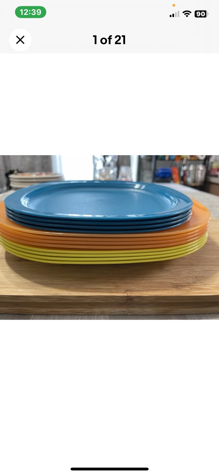 Tupperware Microwave Reheatable LUNCH/dinner Plates 9.5\