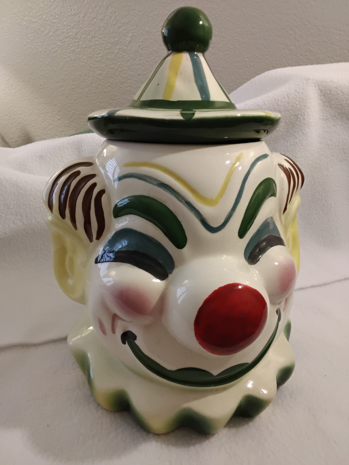 Vintage 1950s Sierra Vista ceramic clown cookie jar California pottery 11”7.5