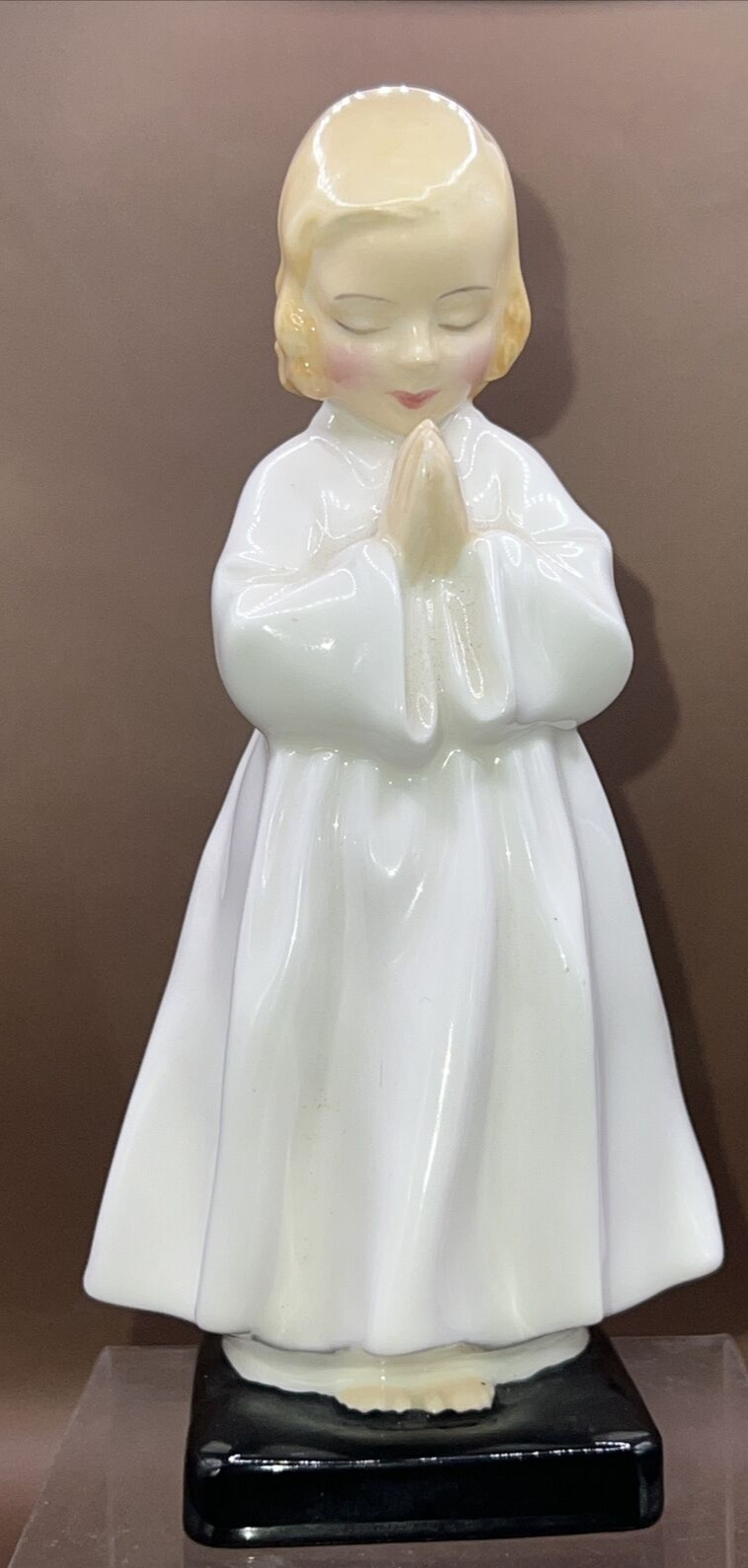 Bedtime No842481 Royal Doulton Figurine Corp1945 HN1978 from UK Vintage 1945
