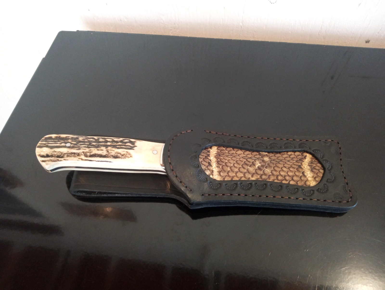 Rare, Stunning  1 of 1 MIKE KINKER Collector Knife. Stag Scales.  Jeweled Blade.