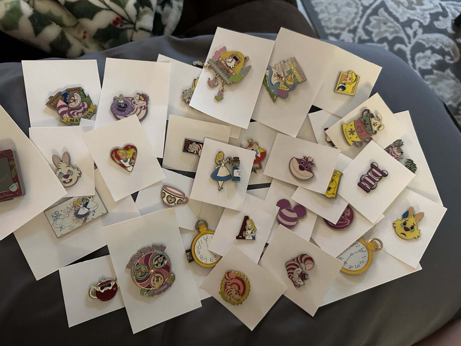 Lot of 34 Alice in Wonderland Disney Trading Pins - Pre-Owned