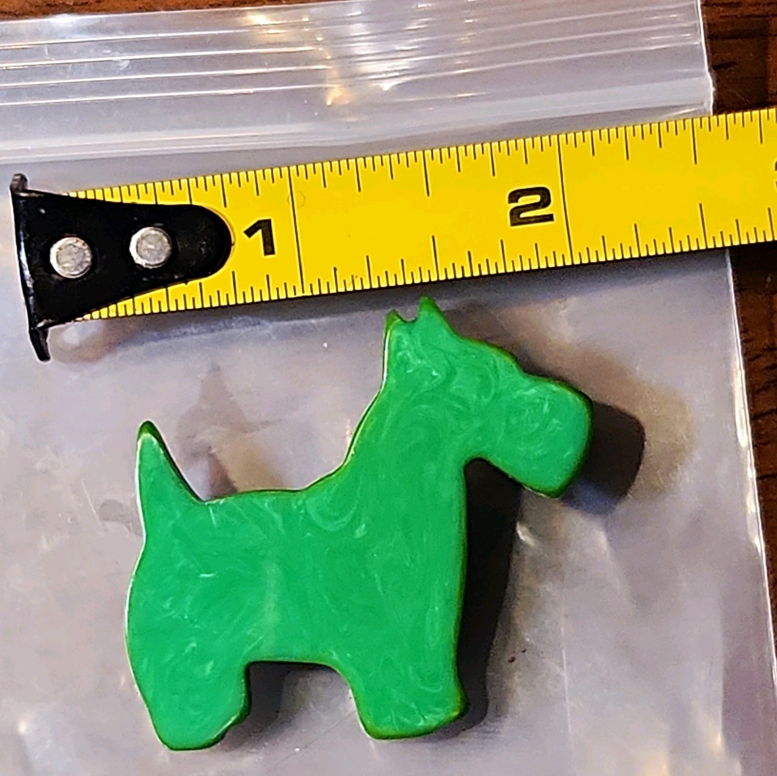 Vintage green marbled bakelite  scotty brooch , original hardware Semichrome