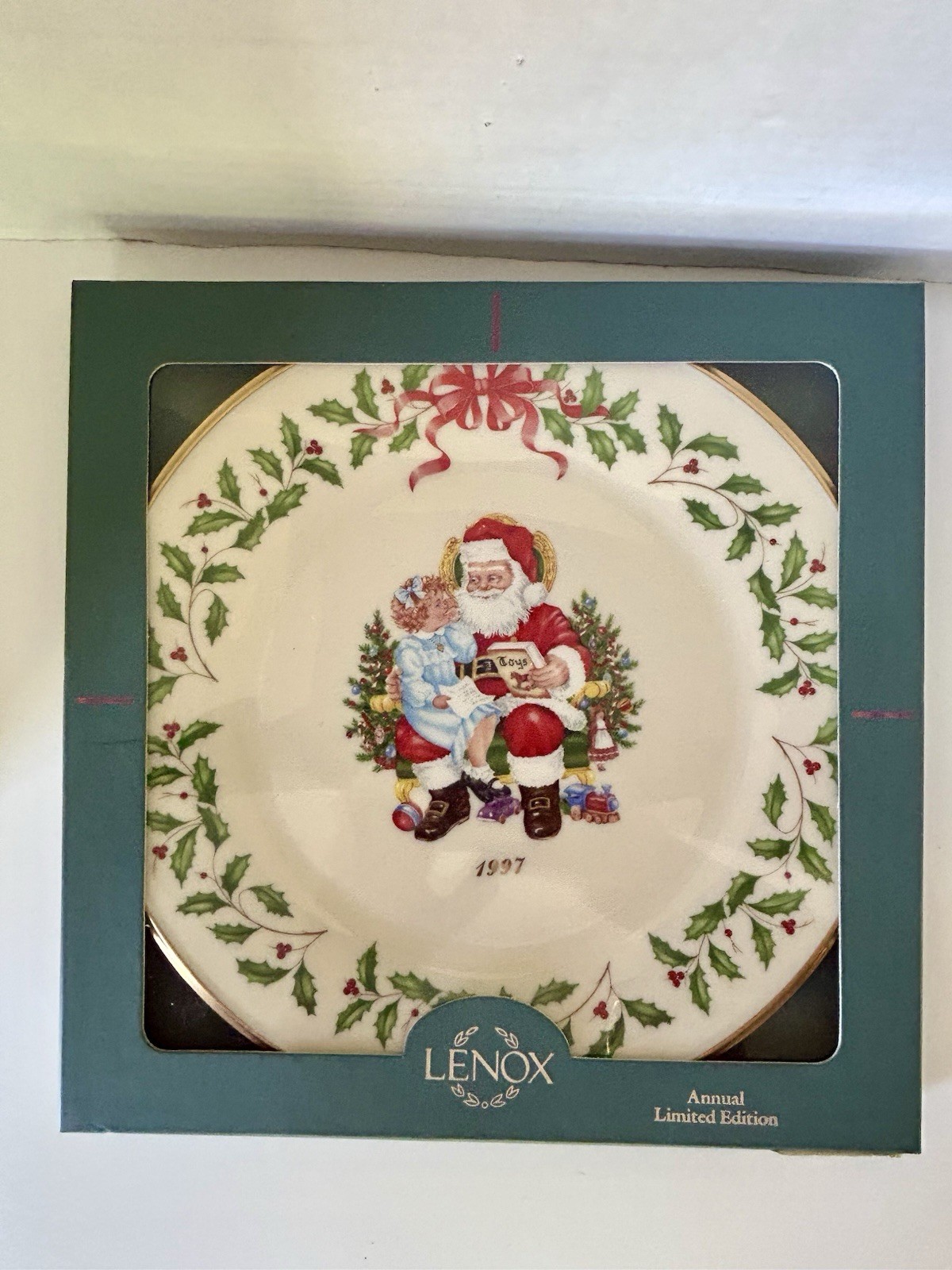 Lenox 1997 Christmas List Santa Collector Plate 10.75” NIB Original Box