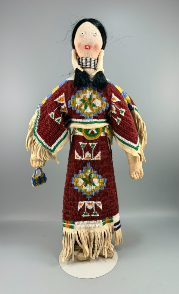 RARE Vintage Native American Lakota Sioux Mary Standstall Fully Beaded  Doll 17\