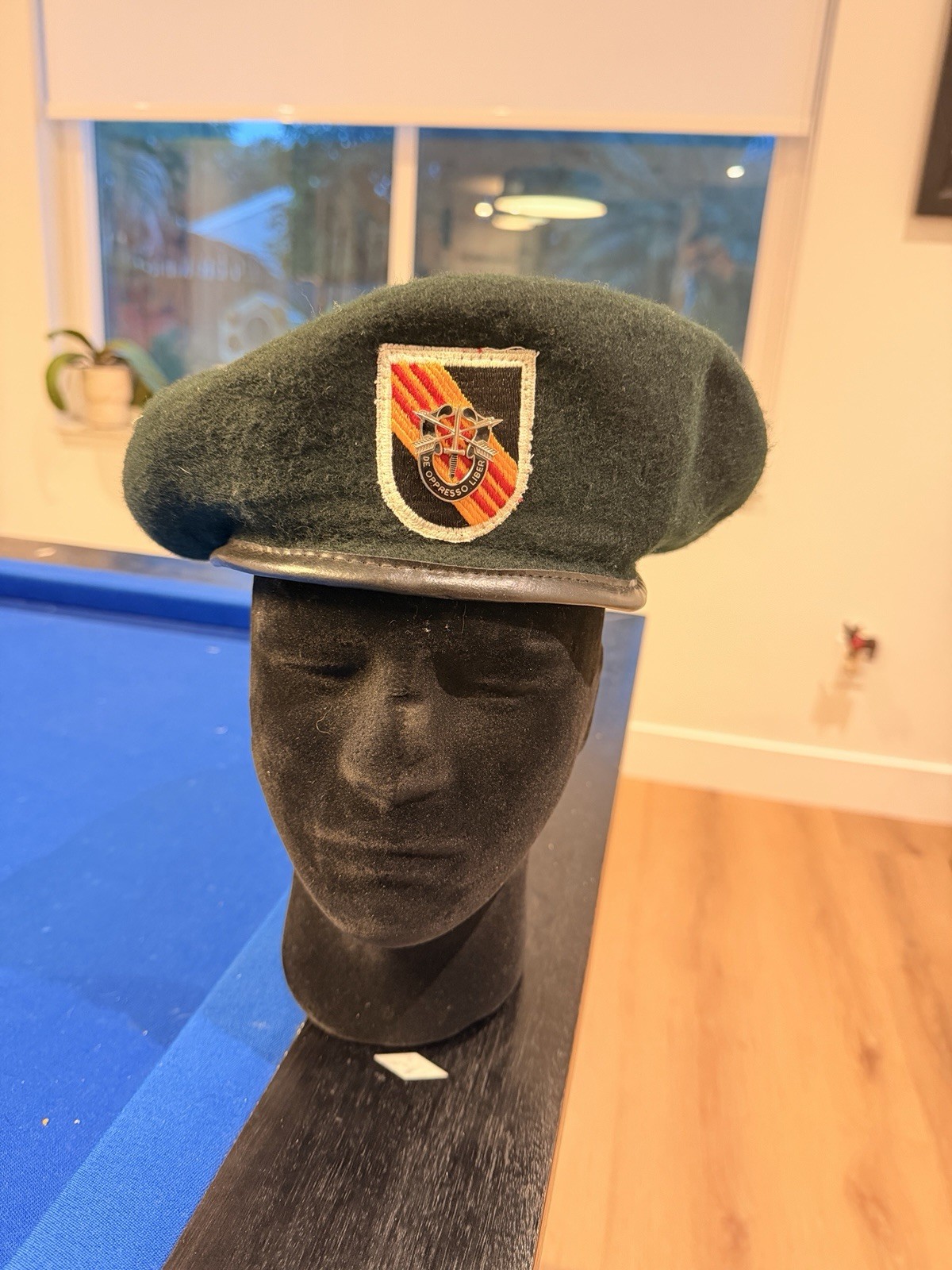 Identified Vietnam 5th Special Forces Beret, 1969 M-65 Jacket And 1969 Raincoat