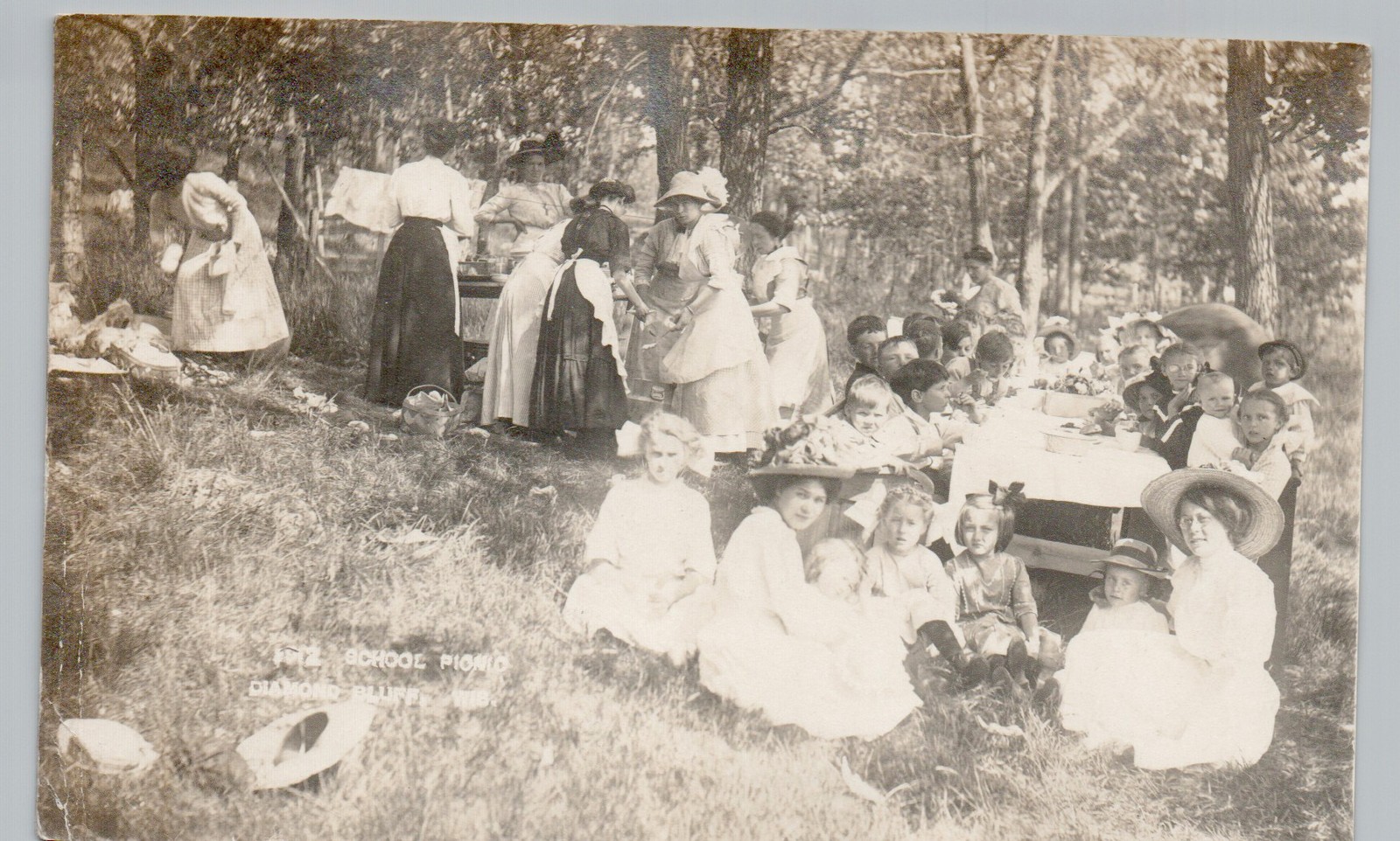 1912 SCHOOL PICNIC diamond bluff wi postcard wisconsin real photo rppc