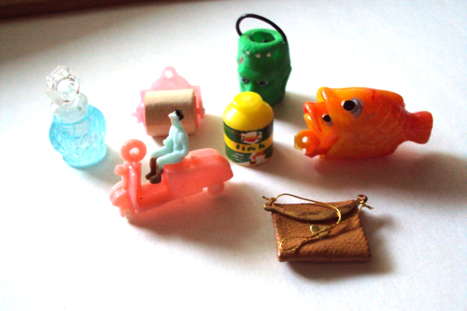 Vtg Gumball Charm Cracker Jack 60\'s HK RARES Vending Machine Prizes trinkets toy Vtg Gumball Charm Cracker Jack 60\'s HK RARES Vending Machine Prizes trinkets toy