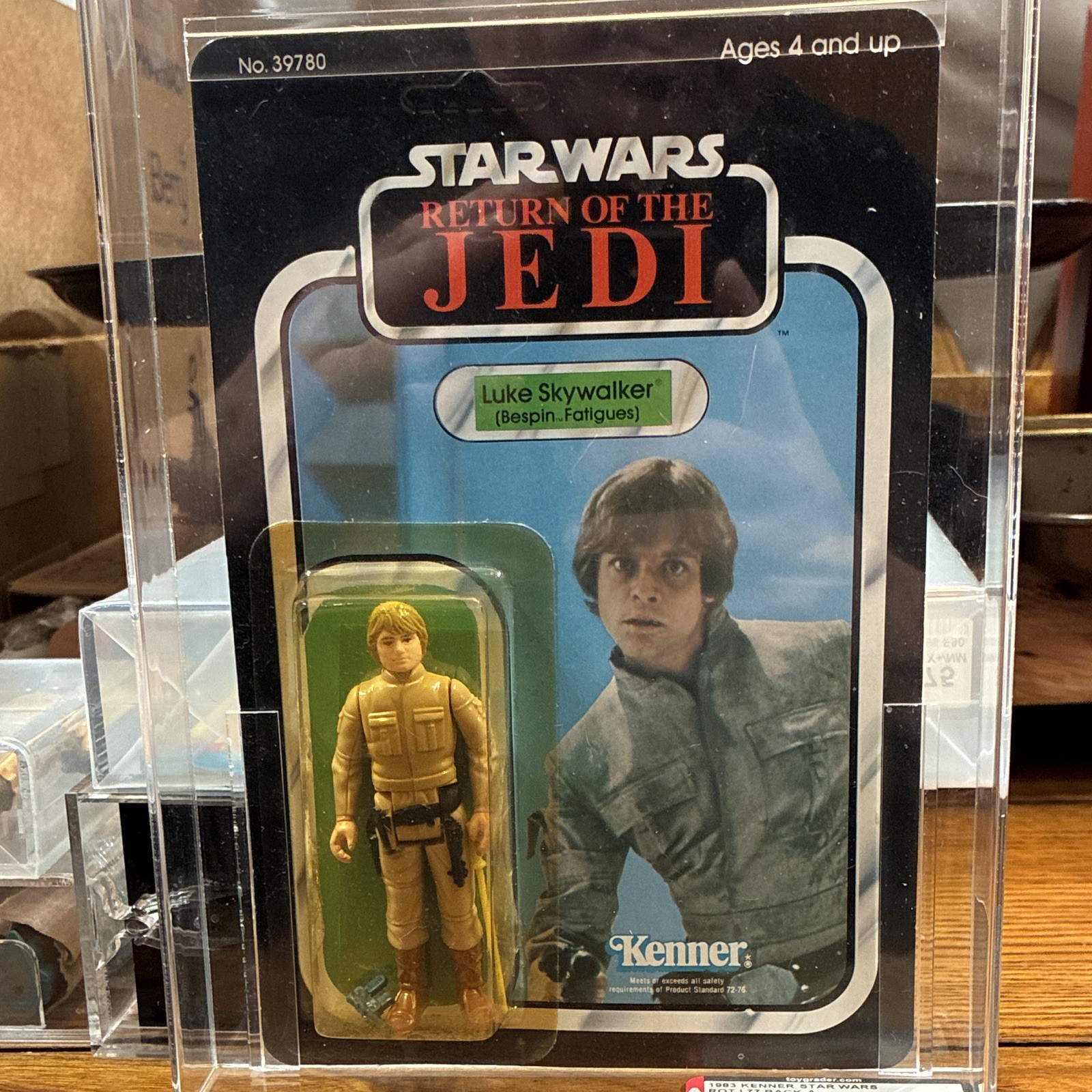 Kenner 1983 Vintage Star Wars ROTJ Luke Skywalker (Bespin Fatigues) AFA 85 MOC