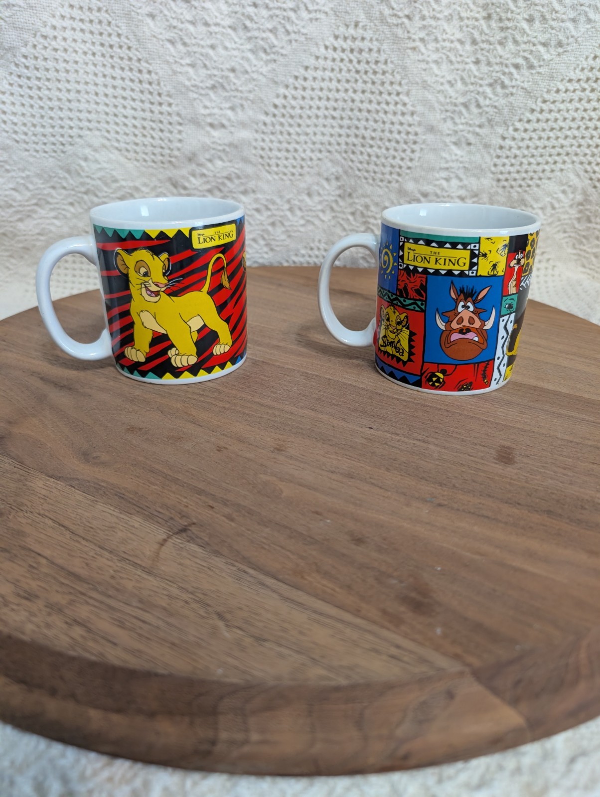 1160 Vtg 1990s 2 Disney Mugs mugs/ Lion King In excellent condition 12oz