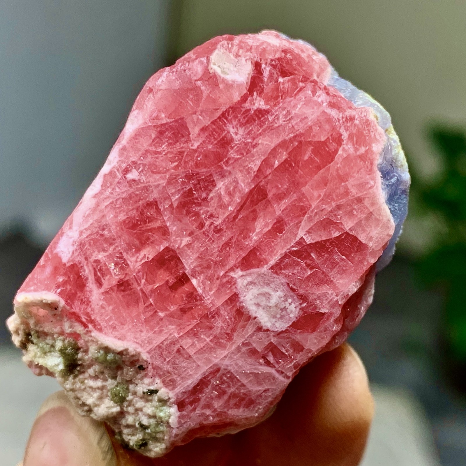 52G Natural rhodochrosite crystal mineral specimen healing - museum Grade