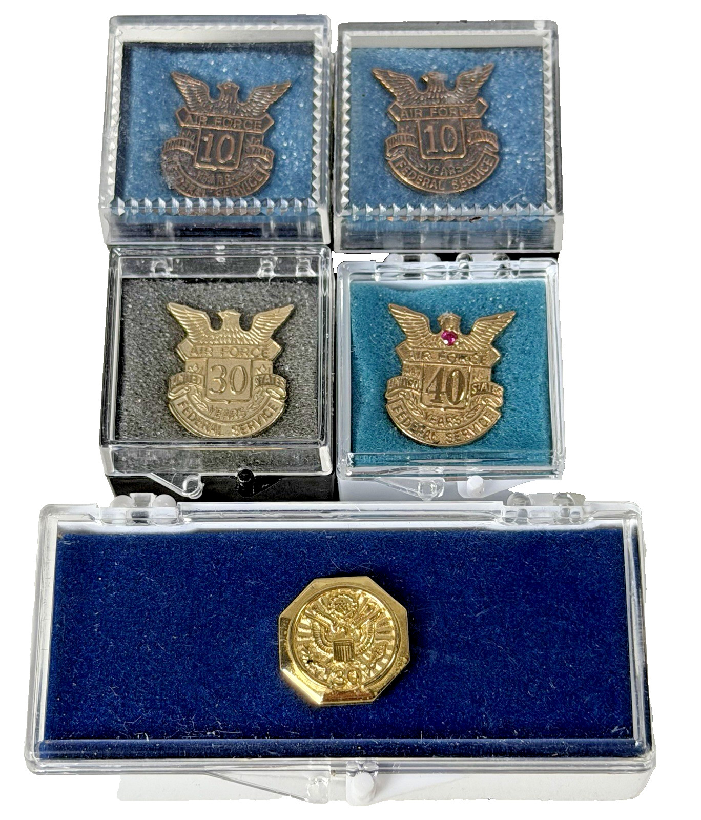 5 LOT VINTAGE UNITED STATES AIR FORCE FEDERAL SERVICE 10-30-40 YEARS LAPEL PINS