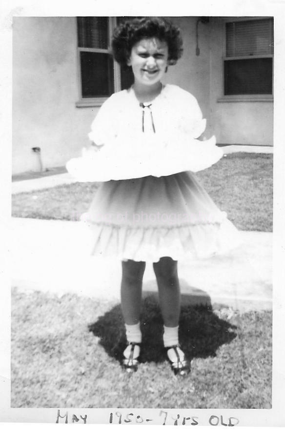 Vintage 1950\'s  FOUND PHOTOGRAPH Girl bw  Original Snapshot 04 44 A
