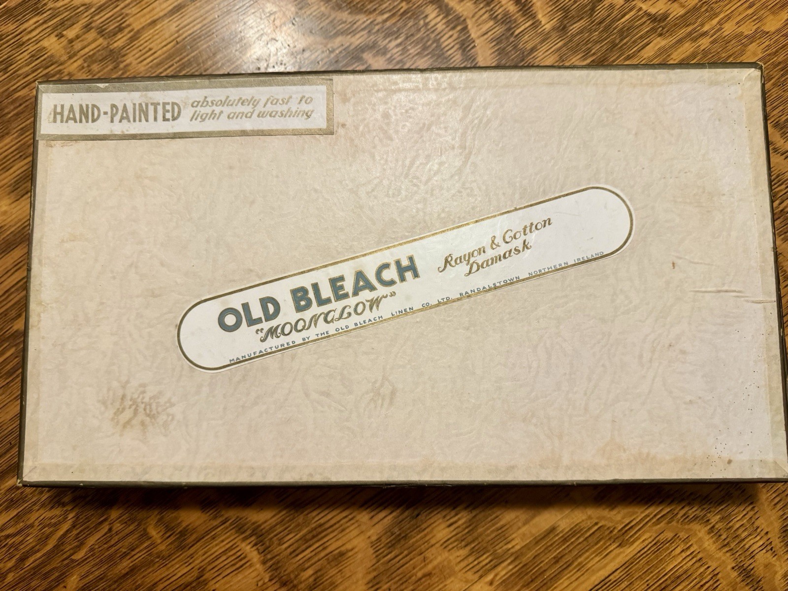 VTG Old Bleach Moonglow Damask Table Cloth Set Hunting Scene 6 Napkins NIB 1950