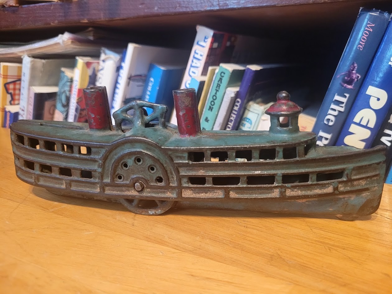 NICE VINTAGE 1920\'S A.C. WILLIAMS  CAST IRON PADDLE WHEEL STEAM BOAT BANK