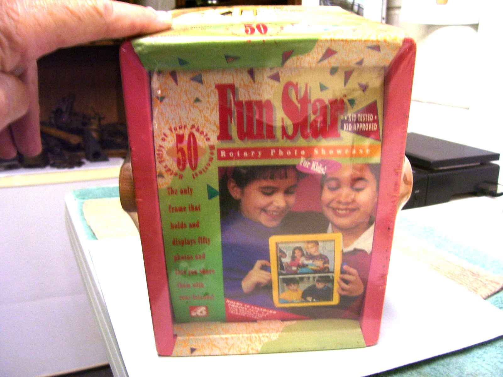 Vtg FUN STAR Rotary Photo Album Showcase Holds 50 Standard Photos Kids, Sealed Vtg FUN STAR Rotary Photo Album Showcase Holds 50 Standard Photos Kids, Sealed