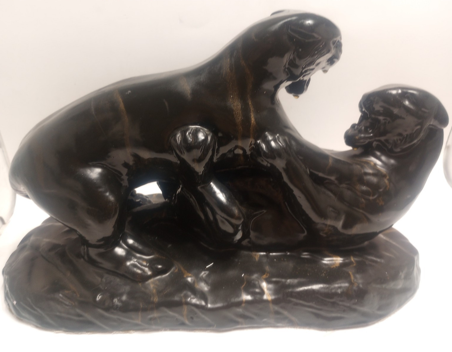 Vintage MCM Glazed Ceramic Fighting Black Panthers Lamp Sculpture 16\