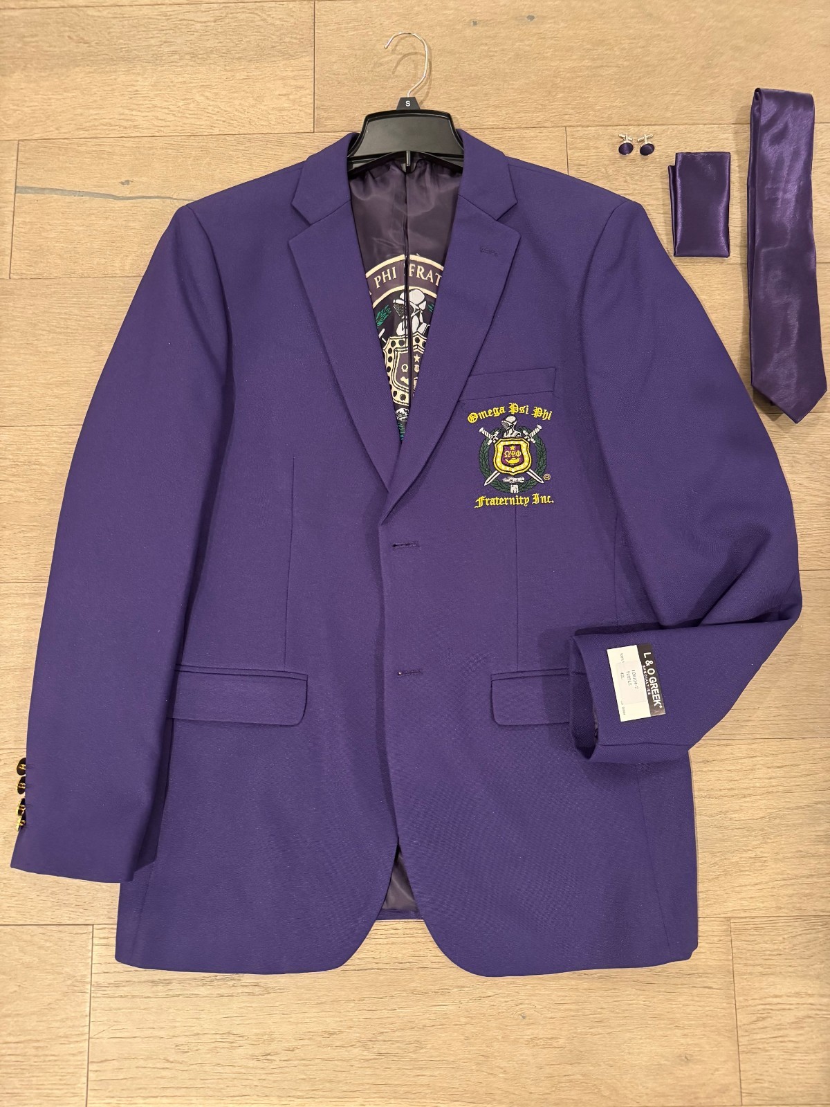 Omega Psi Phi Fraternity Official Blazer Sports Coat Jacket 42 L Purple NWT Tie
