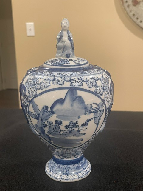 VNT. Blue + White Ceramic/Porcelain Asian Inspired Vessel Chinoiserie 8.25X5