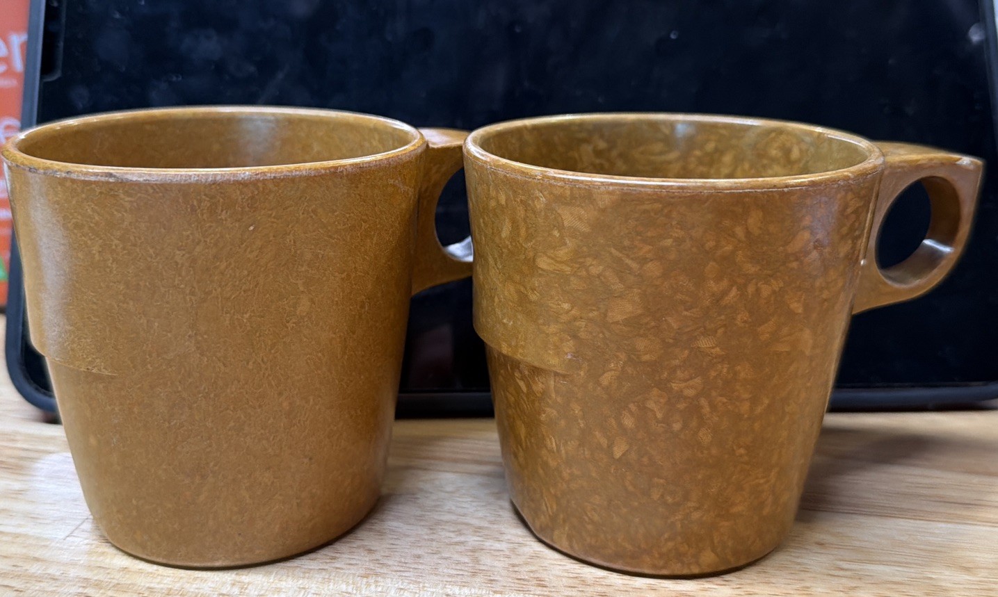 Two VTG US Military Halsey Mess Hall Mugs Cups Scranton PA. Melamine ‘56 & ‘64