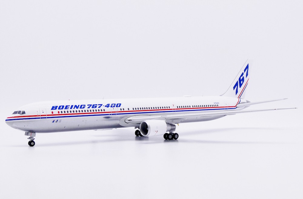 JC Wings LH2496 Boeing 767-400 House Color N76400 Diecast 1/200 Model Airplane