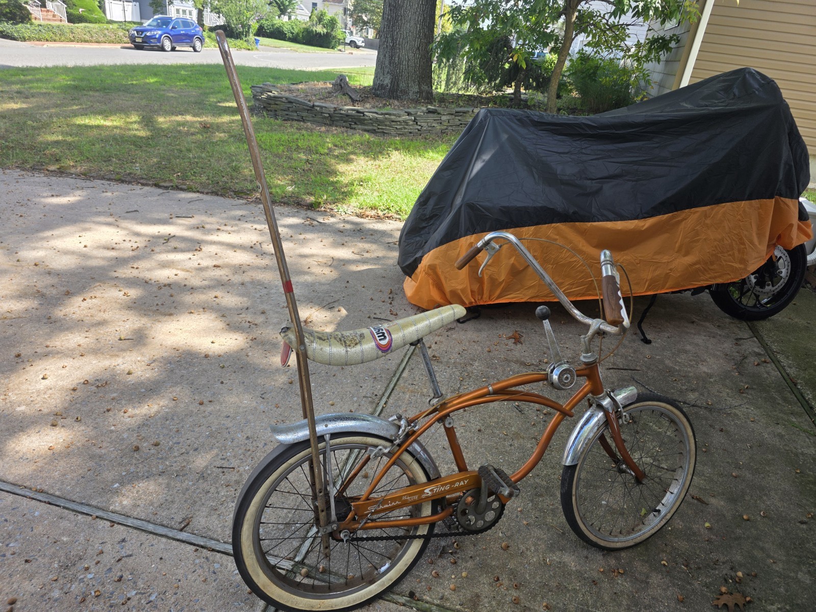 SCHWINN 1968 Radiant Coppertone Stingray 3-Speed Fastback Vintage Bike Bicycle