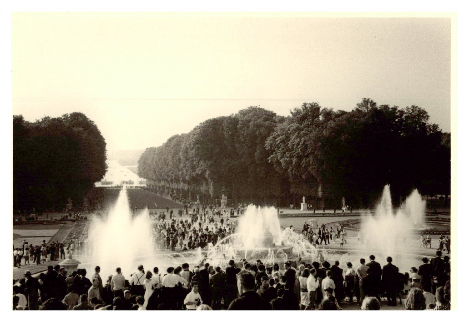 France, Versailles, Les Grandes Eaux, vintage print, 1963 photo taken by Henri