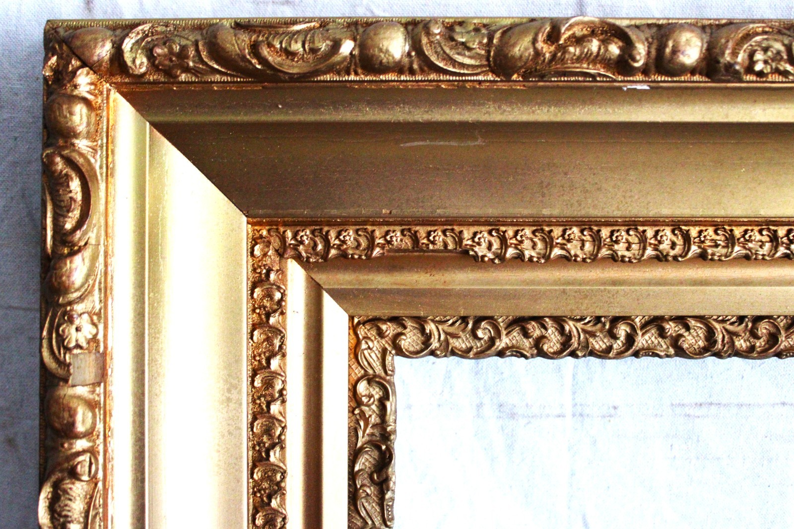 LG ANTIQUE FITS 16 X 20\