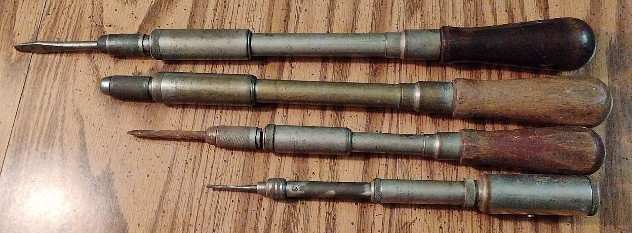 Lot of 4 Antique North Bros Yankee Spiral Tools 3 Screwdrivers & 1 Drill READ