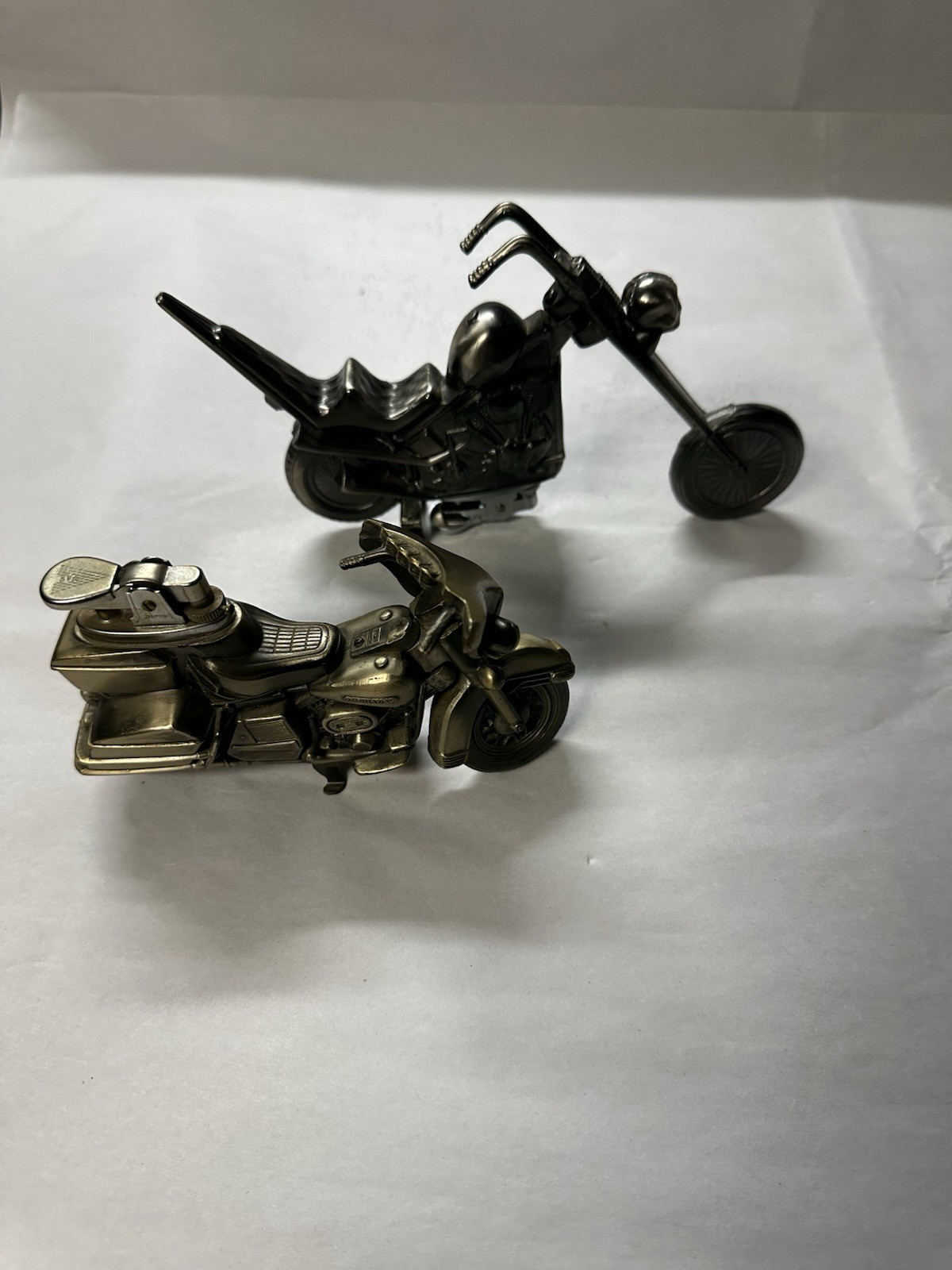 2 Vintage Harley Davidson Motorcycle  Table Lighters, Cigarette Lighters