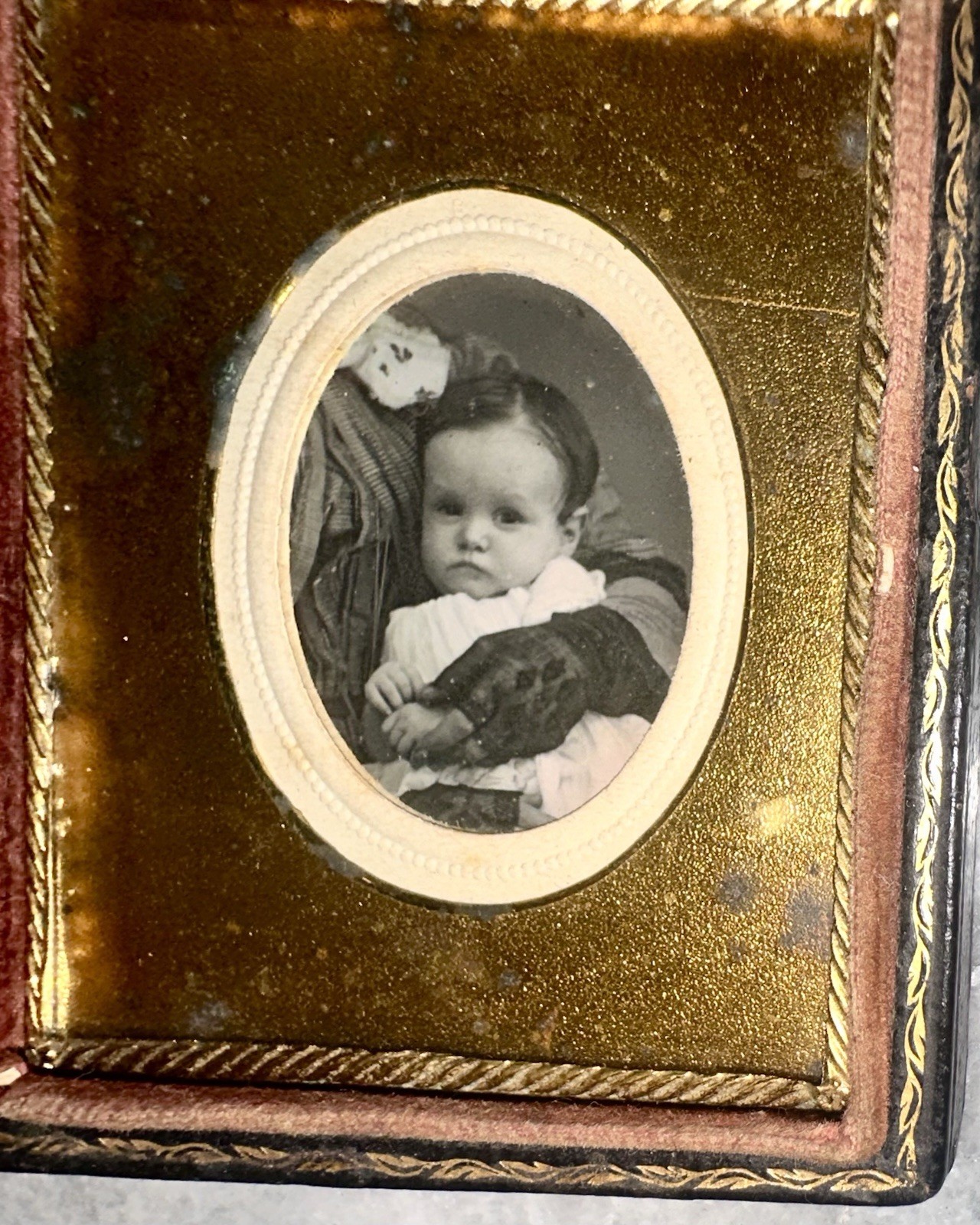 Hidden Mother Daguerreotype Obscured Face Unusual 1/9 Plate Unusual Photo 1800s