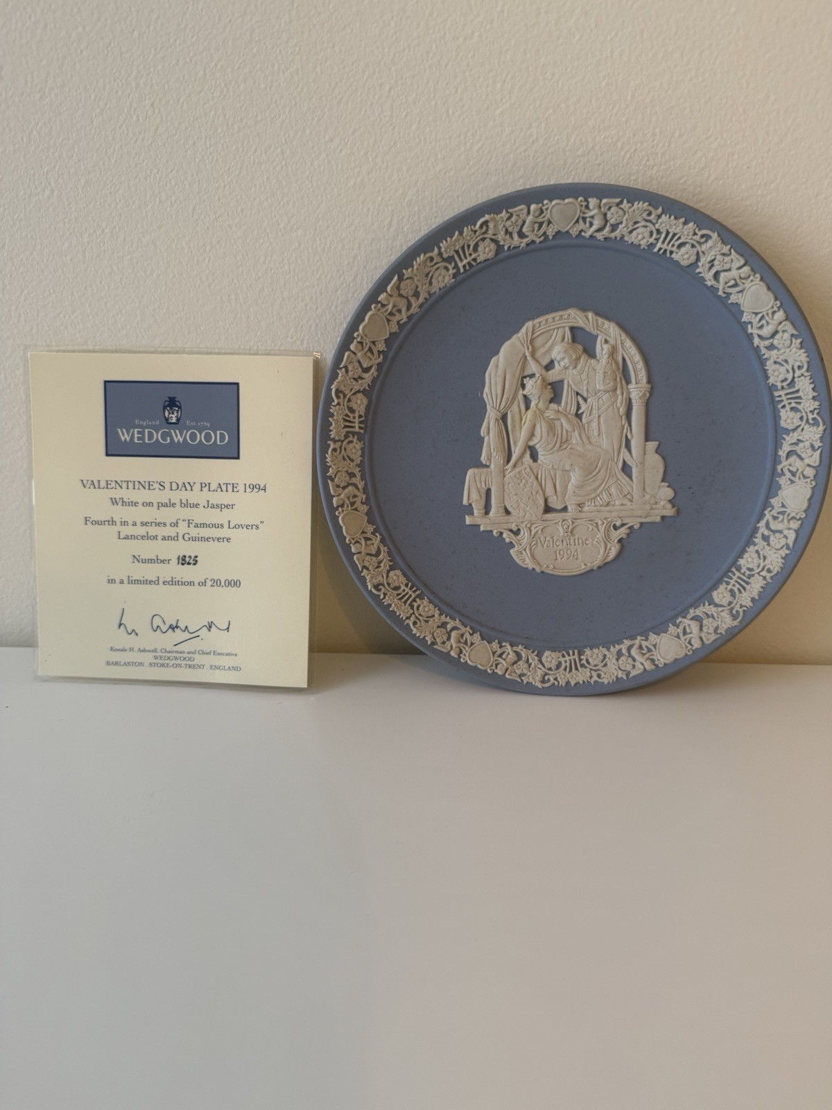Wedgwood Lancelot And Guinevere Valentine Collection (1994) Limited Ed With Box