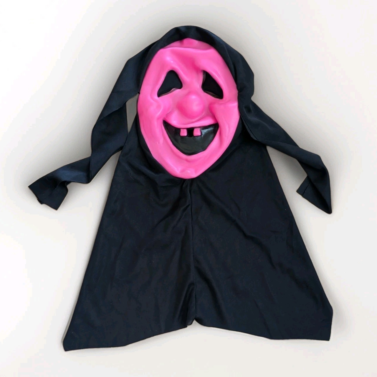 Vtg FUN WORLD DIV. Sarah Spook PINK Ghost Face Scream Mask 9207 Silly Halloween