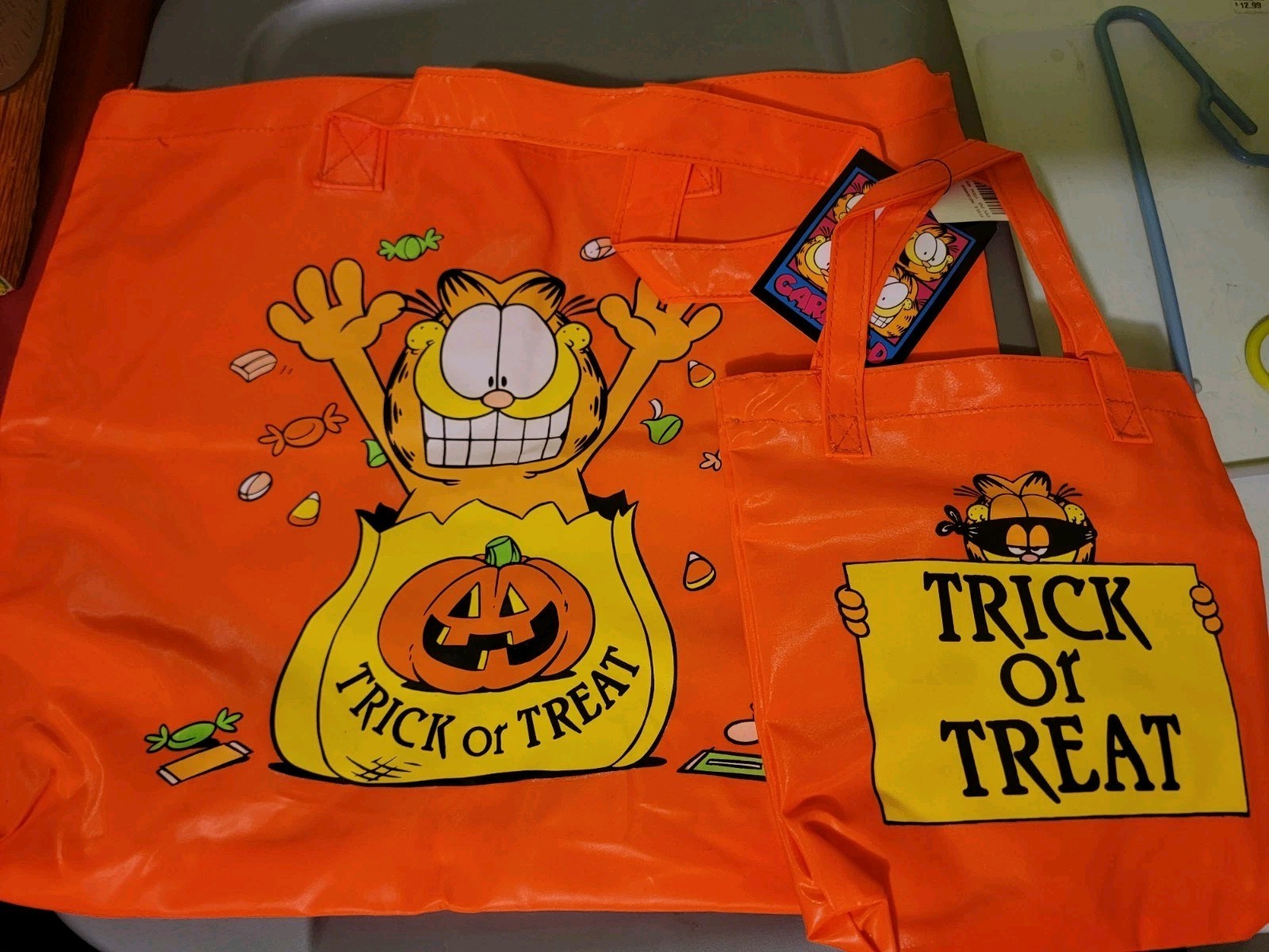 Vintage 1970s Garfield Cat In Bag Candy Bags Trick or Treat Halloween NOS Tote