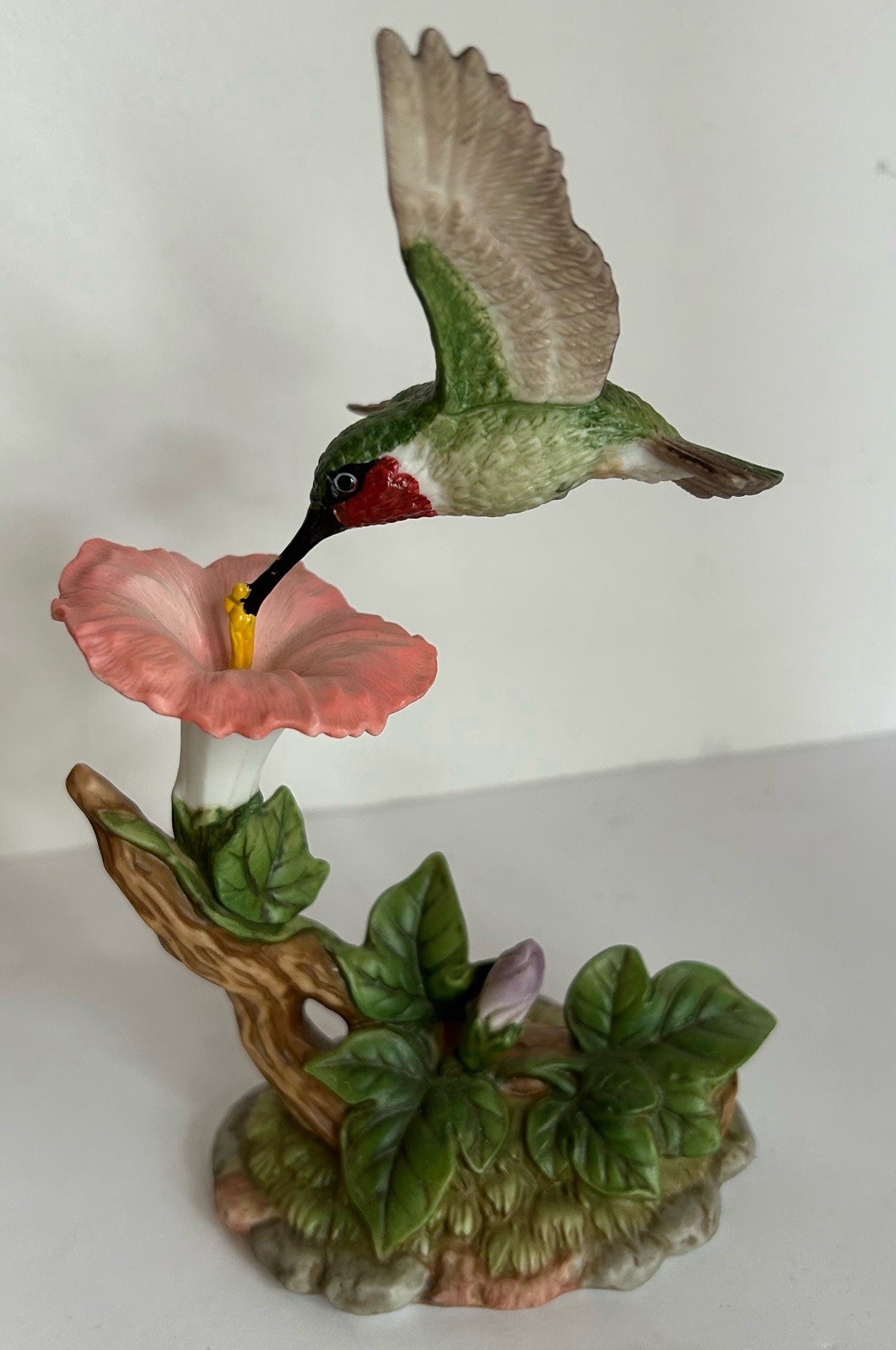 Vtg Home Interiors Porcelain Ruby-Throated Hummingbird Figurine Vtg Home Interiors Porcelain Ruby-Throated Hummingbird Figurine